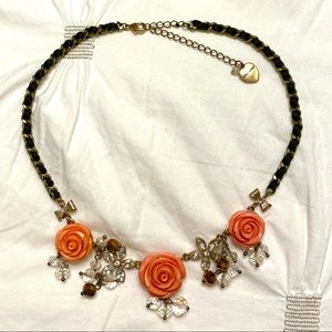 BETSEY JOHNSON - Three Peach Roses With Crystals Necklace